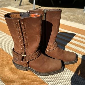 Soft leather harness boot